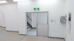昭島市　貸倉庫