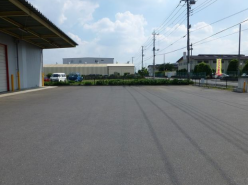 入間市　貸倉庫