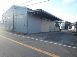 八潮市　貸し倉庫